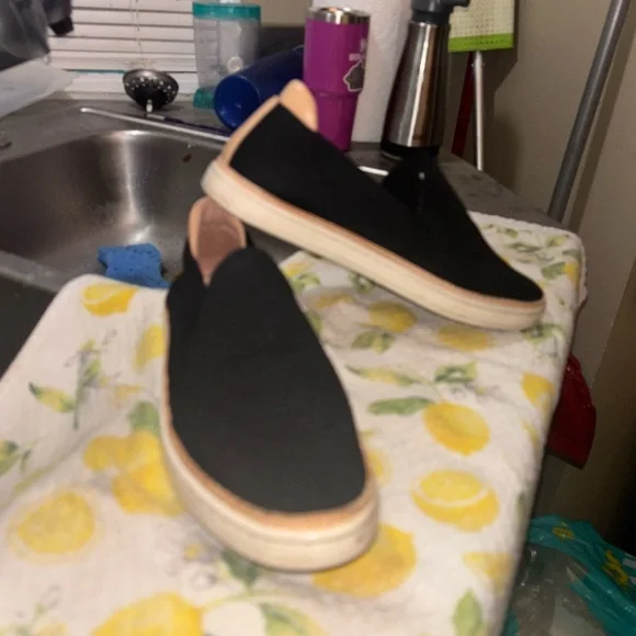 Used Ugg Slip On Shoes - Picture 2 of 3